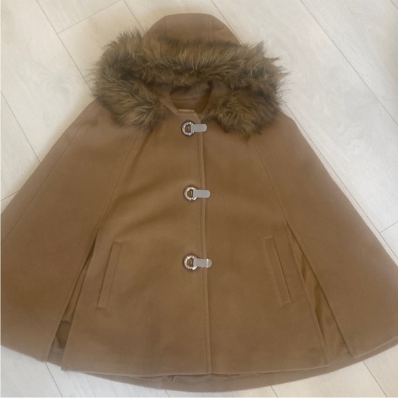 Michael Kors Cape style coat - Picture 4 of 5